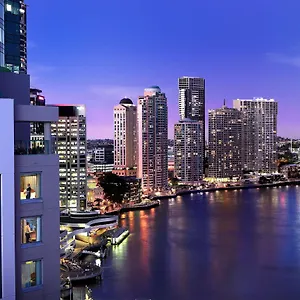 https://stamford-plaza-brisbane.queenslandhotels.net